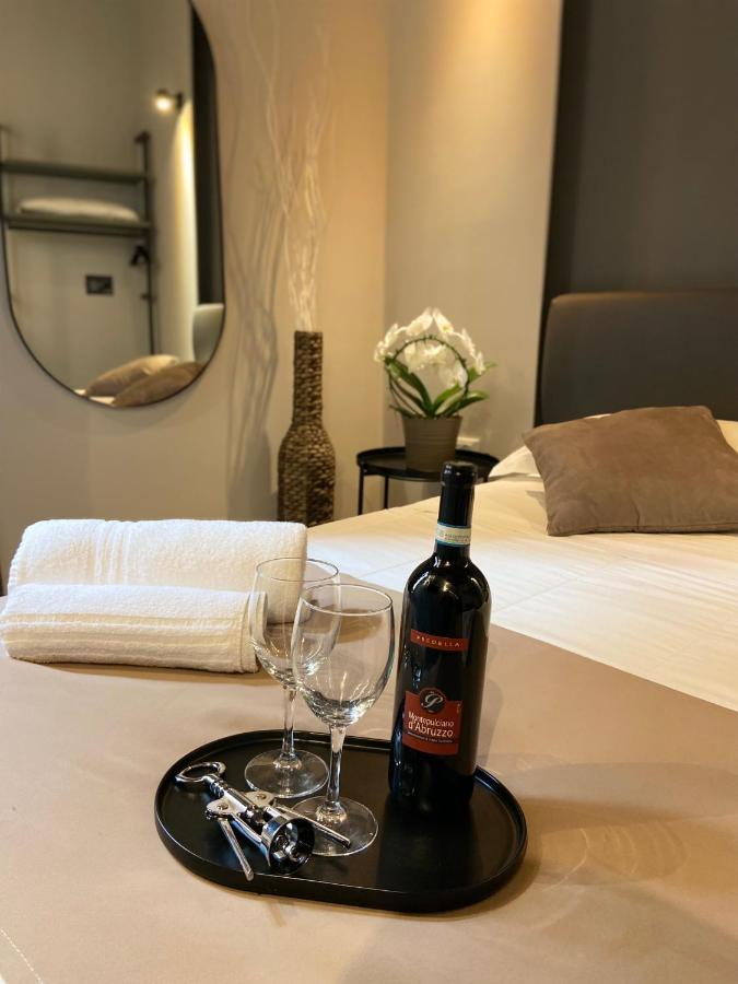 Soha Piazza Di Spagna Boutique Rom Eksteriør billede