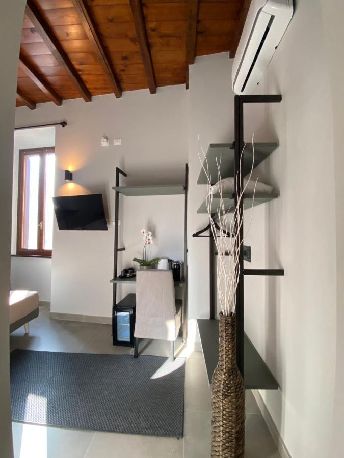 Soha Piazza Di Spagna Boutique Rom Eksteriør billede
