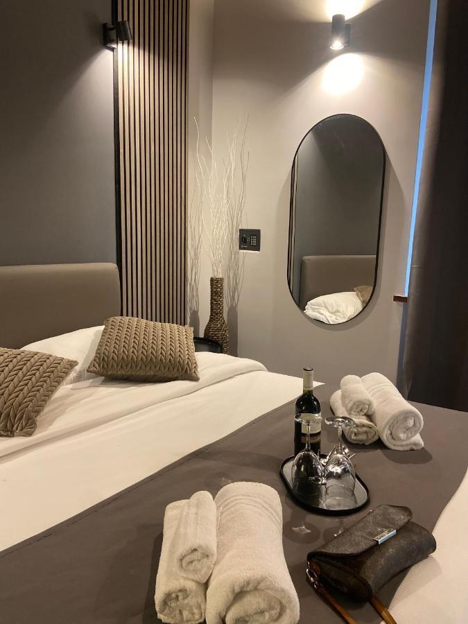 Soha Piazza Di Spagna Boutique Rom Eksteriør billede